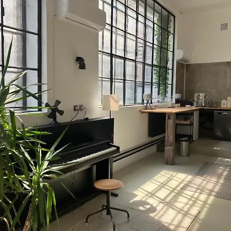 Unique Loft In *